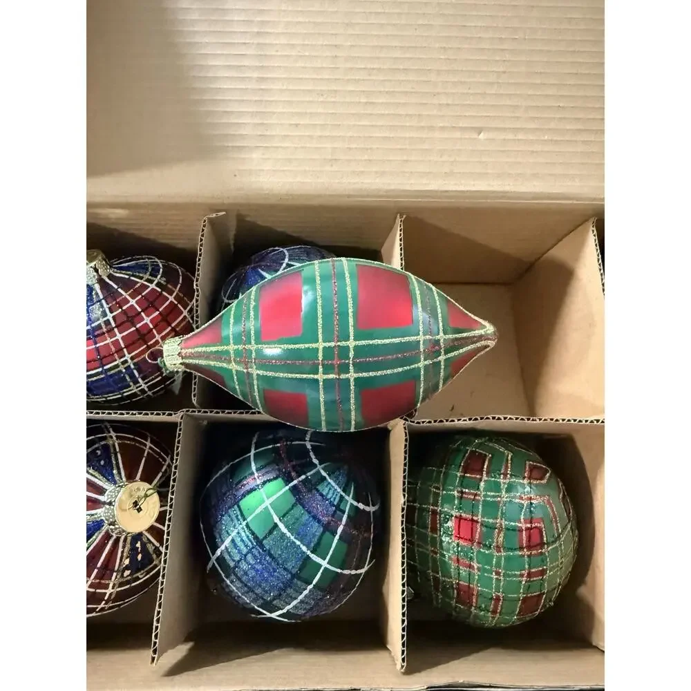 Vintage Jeffrey Banks Home Set of 8 Large Plaid Tartan Glass Ornaments w/ Box